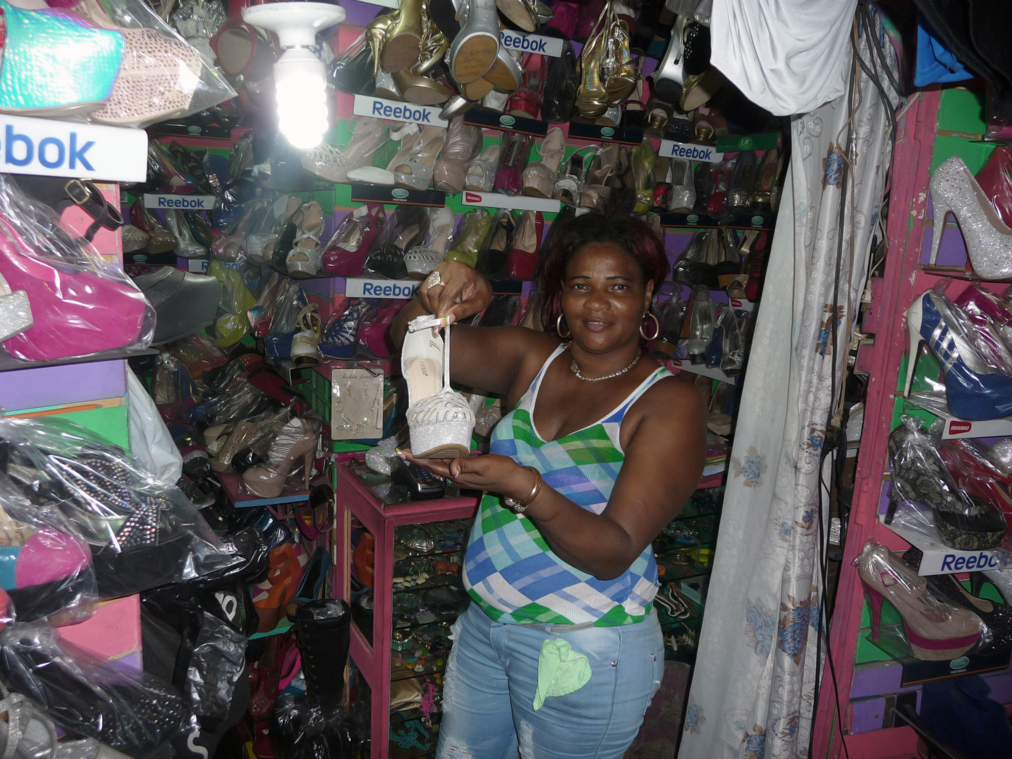 Downtown Kingston Slow start but vendors expecting for a bright