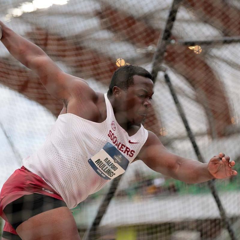 Mullings repeats as NCAA champ