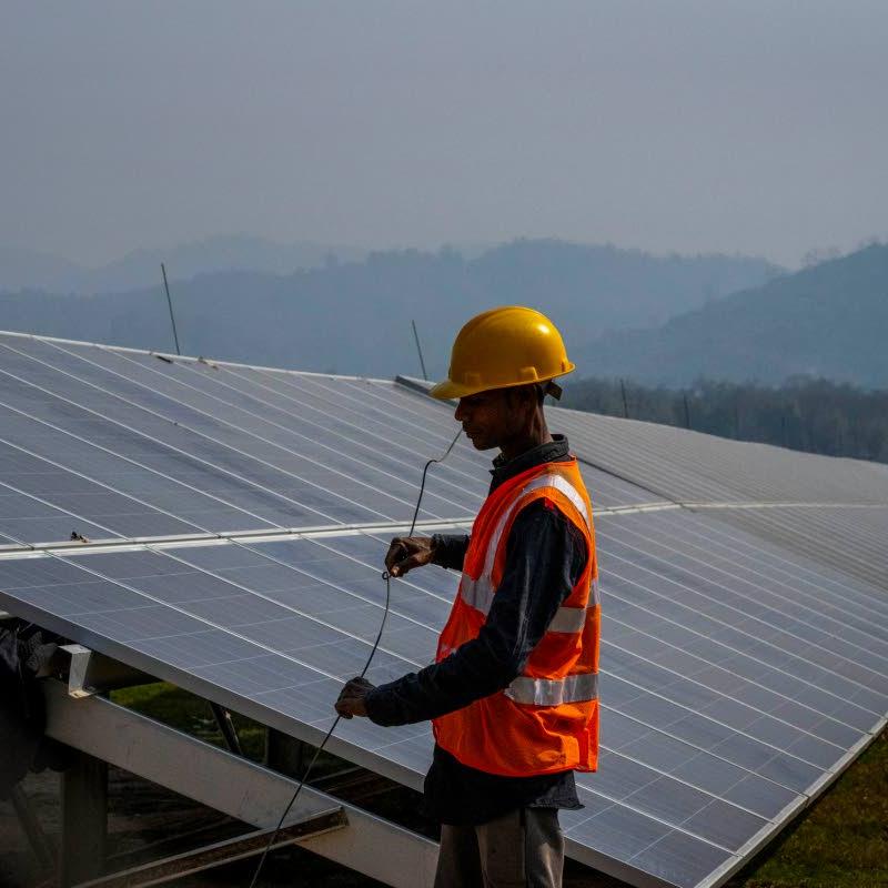 Jamaica plans region’s largest renewable energy tender