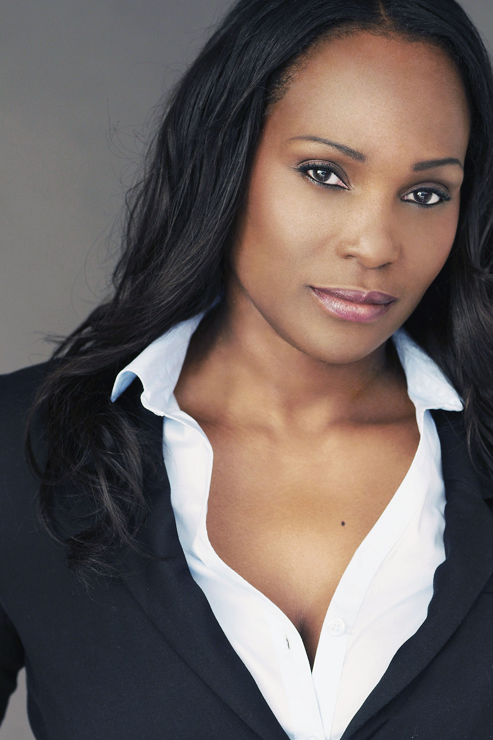One actress, 10 characters in 'From Yardie to Yankee' - Play on for