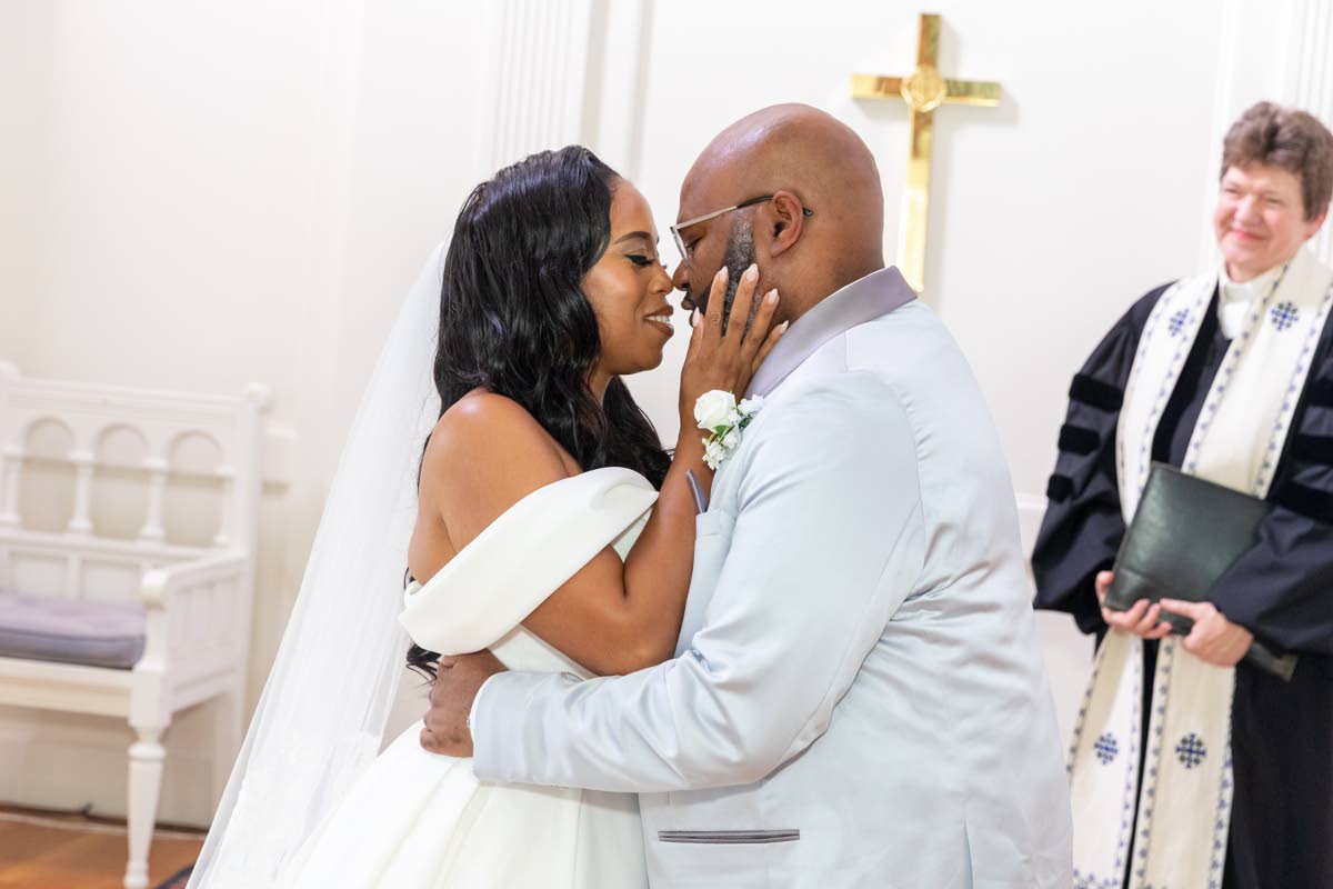 Having exchanged vows, it was time to kiss the bride, and that’s exactly what Michael did. 