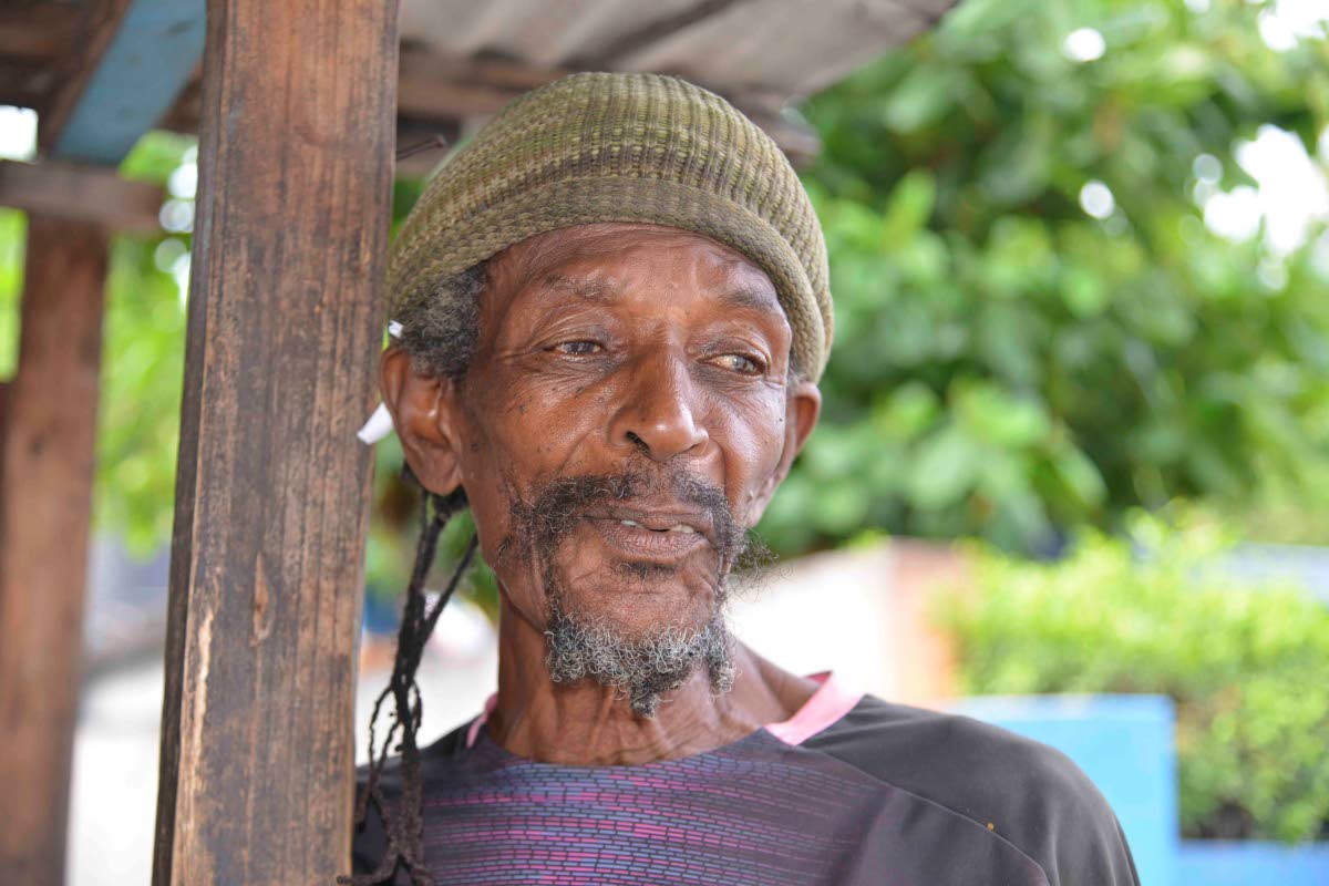 
Donovan English, father of late national footballer Irvino English, said he is proud of Fraser-Pryce’s achievements.