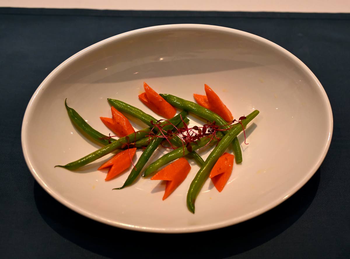 The vegetable medley, with garlic-buttered carrots and string beans.