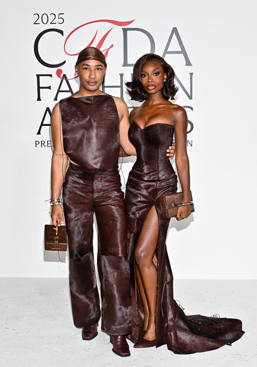 Matching in sleek Brandon Blackwood, Olandria Carthen and the designer himself turn heads. Blackwood also gives a first look at an unreleased drawer-style opening bag.