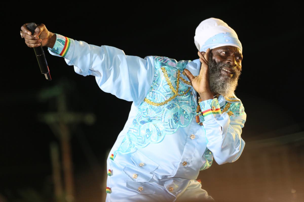 Capleton, the ‘Fireman’, checks the energy in the venue as fans respond in full force to his performance.