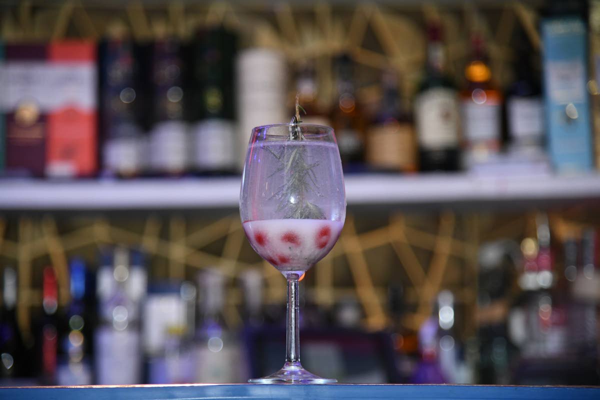 Care for a light and refreshing drink? Then Shanae Williams' snow globe cocktail is the right mix for you.