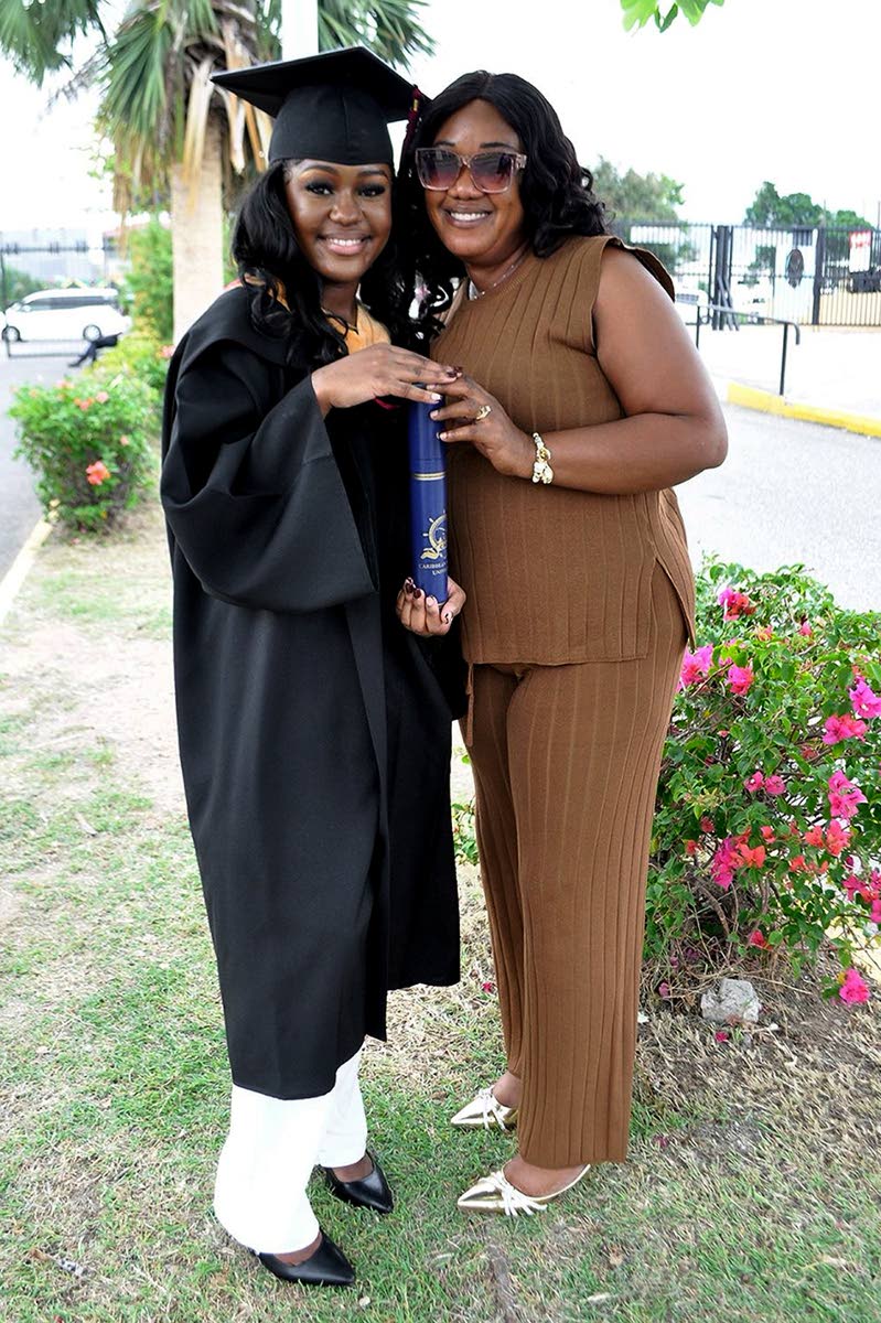 Jamaela Record and her mom, Natoya Thomas.