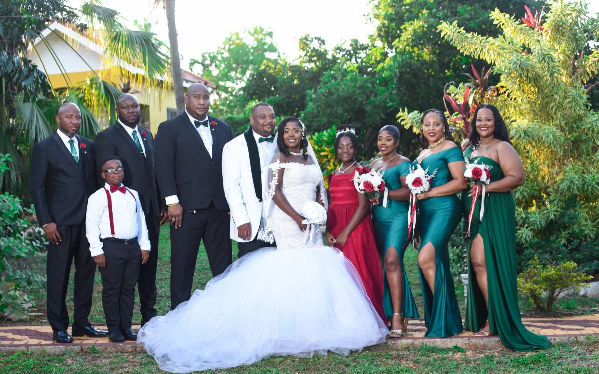 Mr and Mrs Wilks were truly honoured to have the love and support of their wedding party.