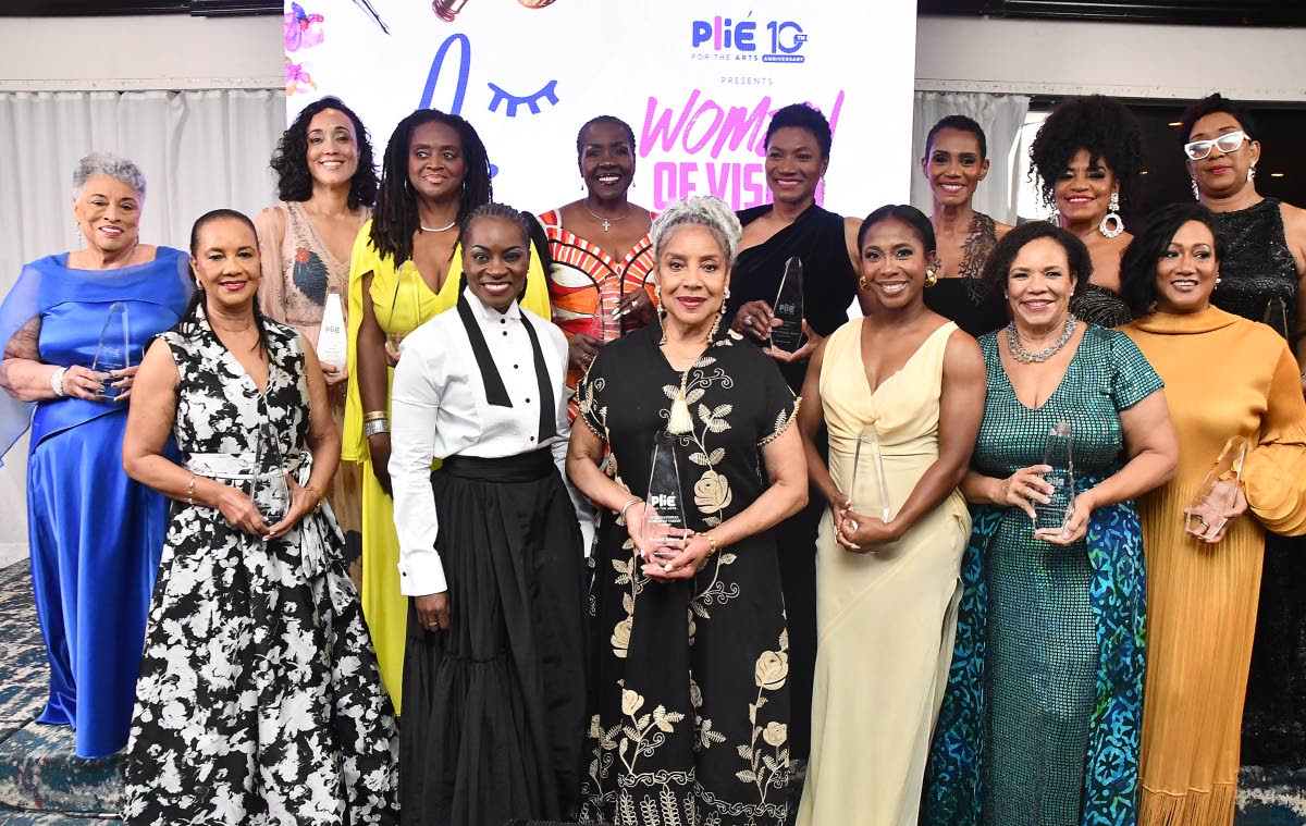 Plie for the Arts Jamaica’s founder Marisa Benain (front left) and actor Phylicia Rashad with this year’s Women of Vision Honourees at Plie’s Women of Vision Dinner and Award.