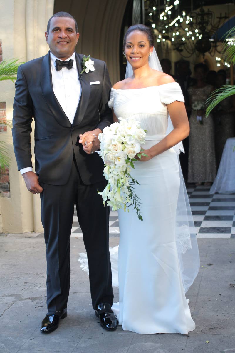 Melissa and Jolyan Silvera on their wedding day in 2015. On their second anniversary, December 12, 2017, Jolyan Silvera shared photos from his wedding day on Facebook and publicly professed his enduring love for his wife.

“Wouldn’t change anything… 