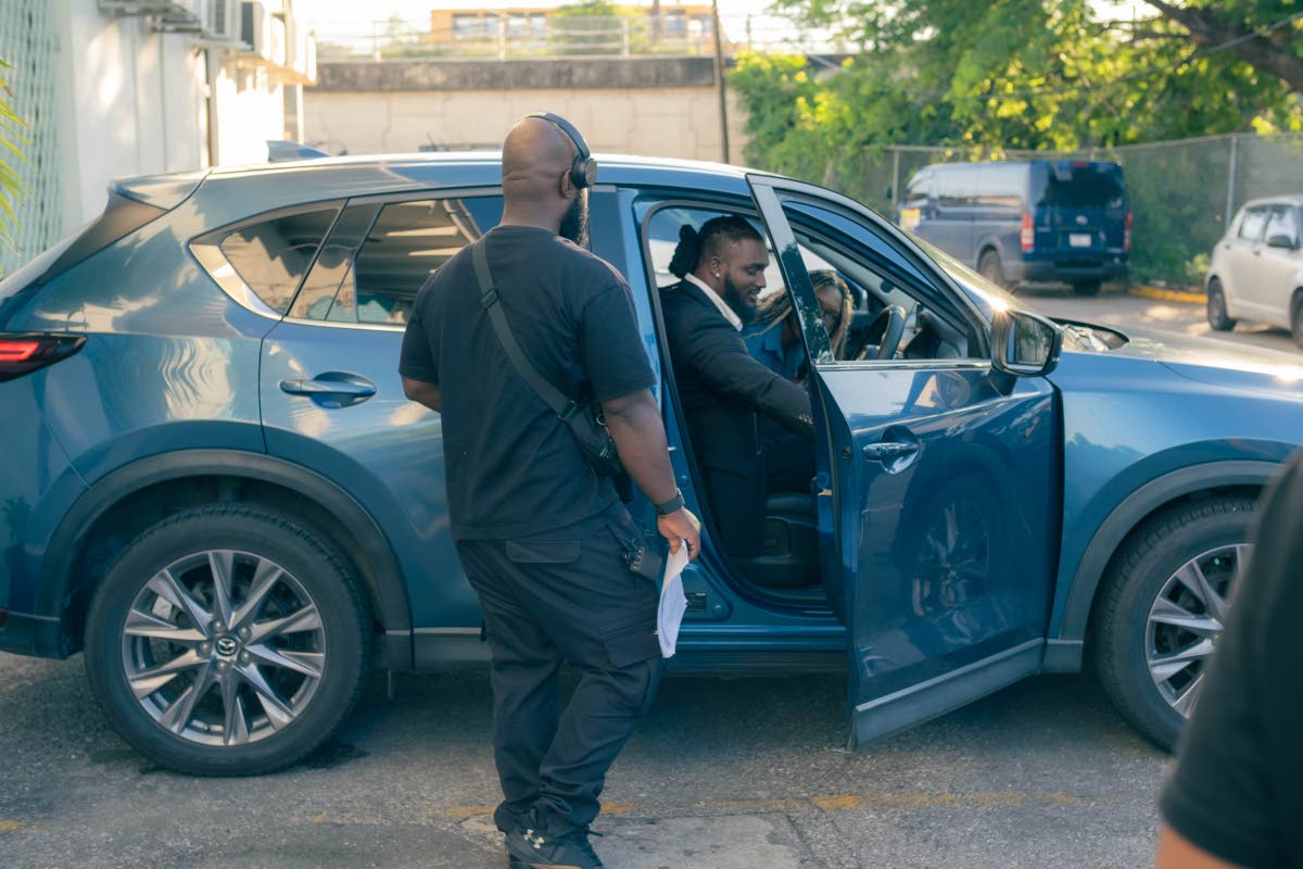 Director Jesane Jackson on the set of ‘Happily Ever Awkward’ with actors Gemmar McFarlane and Michelle Richards. 