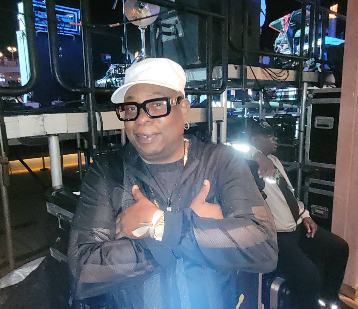 Fancy Cat was of the comedian line up. 
