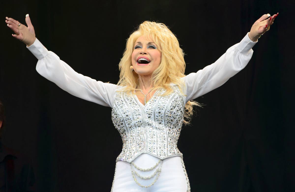Dolly Parton performs at the Glastonbury music festival on June 29, 2014.