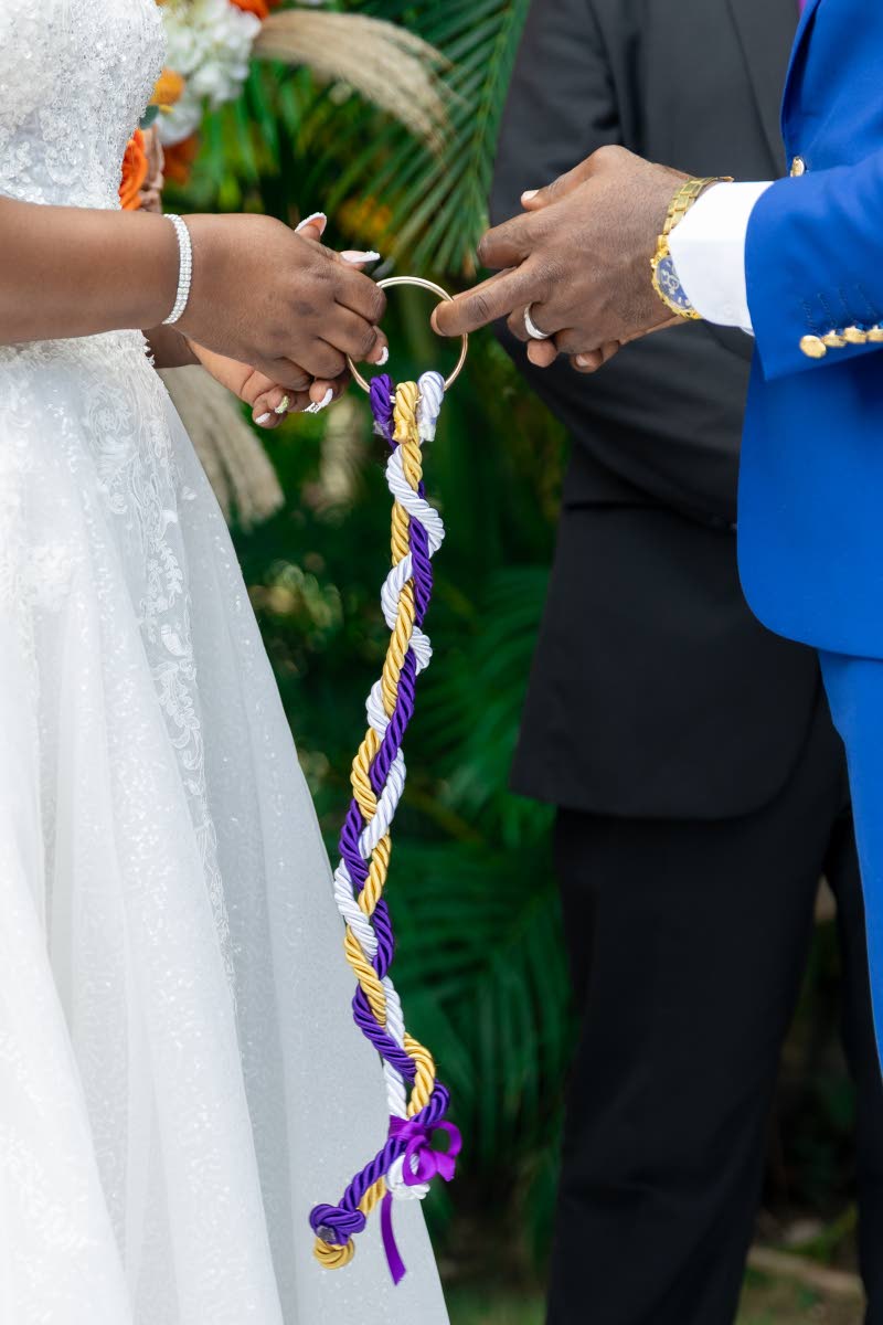  Dawna-Kay and Dwayne Hylton incorporate the cord of three strands into their ceremony, symbolising the couple and God at the centre of their marriage.