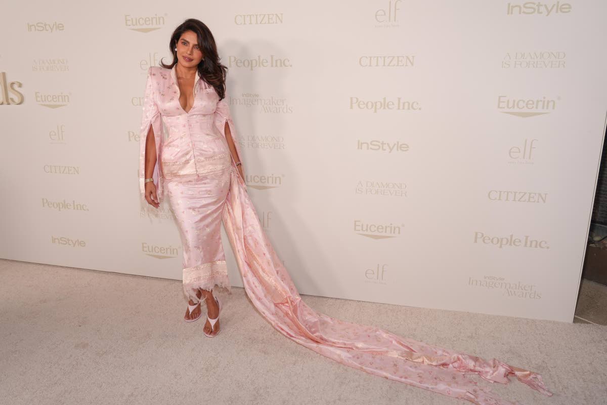 Priyanka Chopra, this year’s Woman of Impact awardee, stuns in a baby-pink number from Matières Fécales’ Spring/Summer 2027 collection. 
