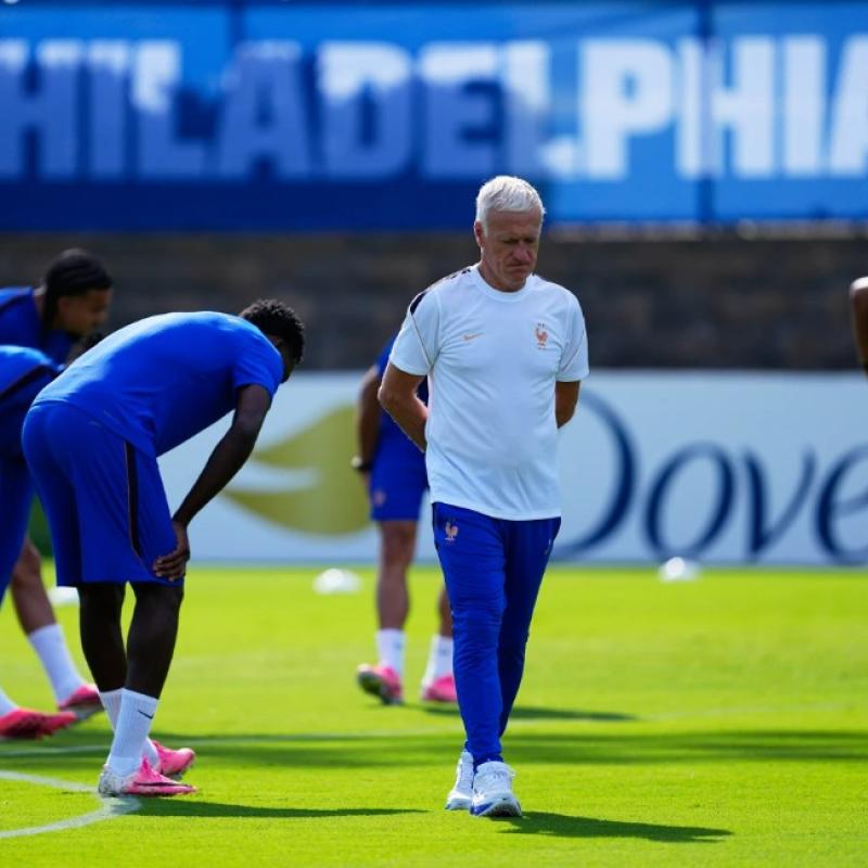 France coach Didier Deschamps to return home from World Cup to attend his mother’s funeral