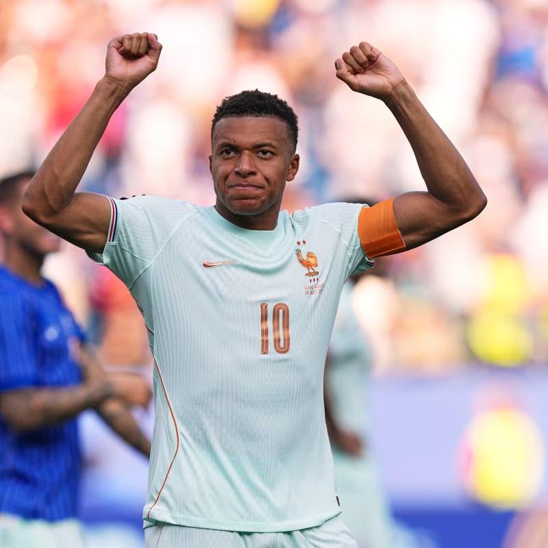 Mbappé makes case for Ballon d’Or