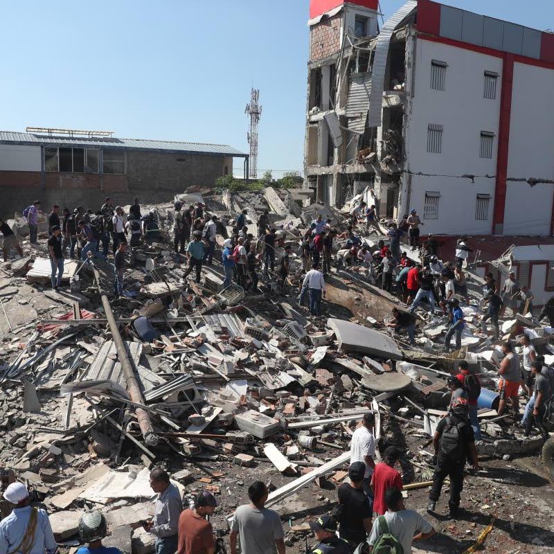 20 dead and buildings collapsed after 7.4-magnitude earthquake shakes western Colombia