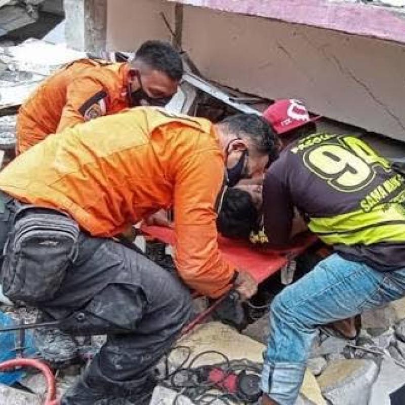 40 killed after Magnitude 7.7 earthquake strikes off Indonesia’s coast