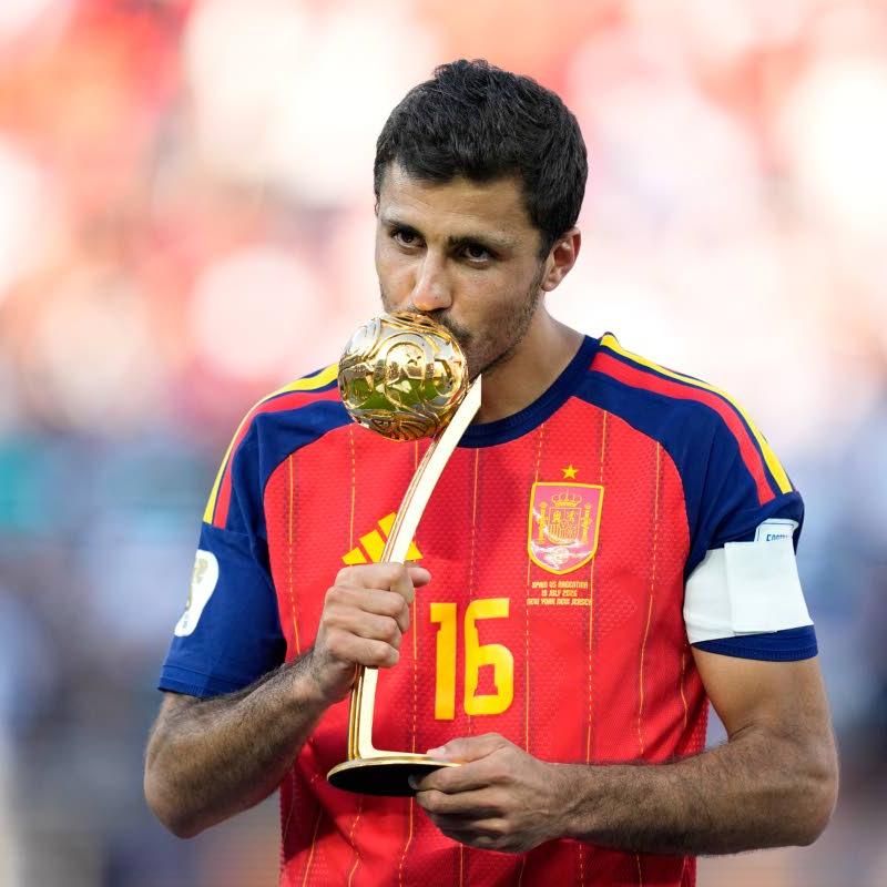 AP source: Barcelona set to sign Rodri