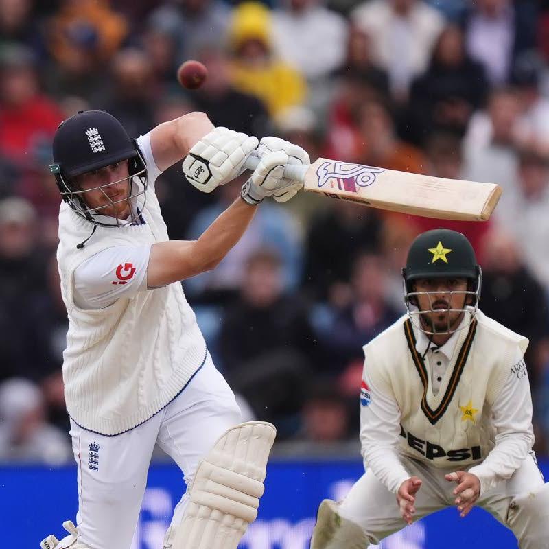 England in charge against Pakistan
