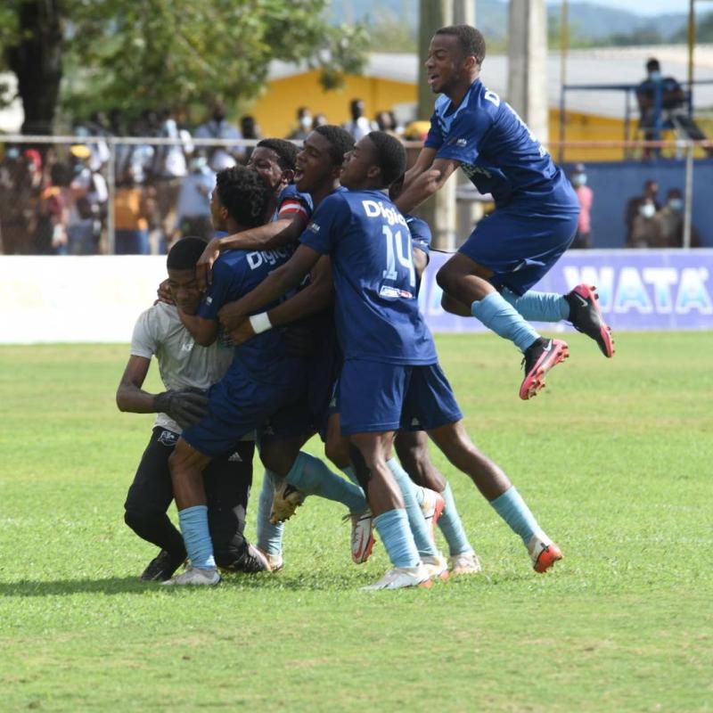 Manningâs coach embracing change