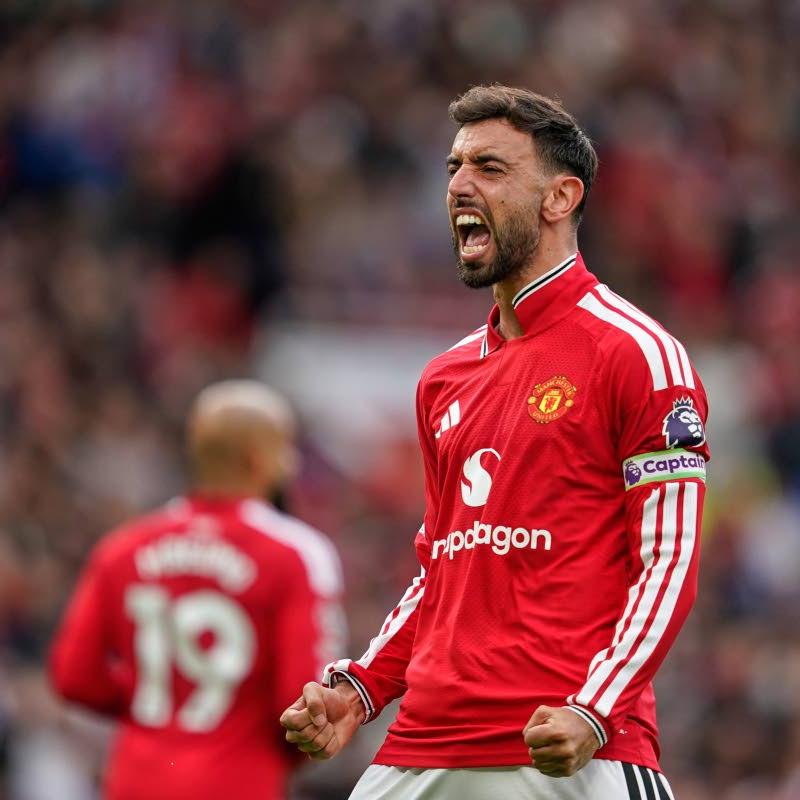 Fernandes hat trick inspires United’s comeback win