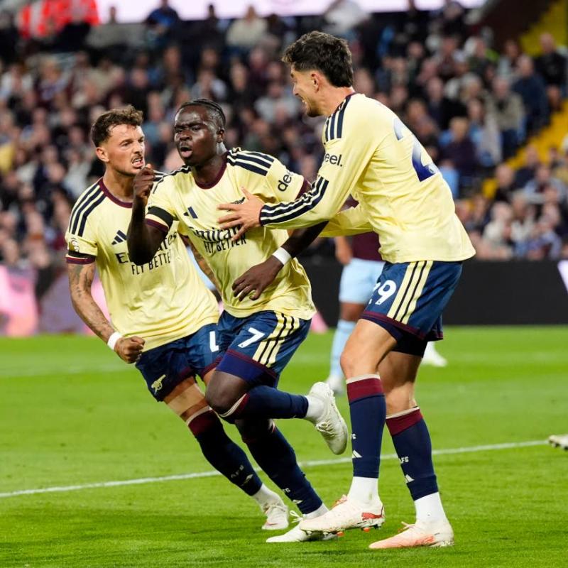 Saka makes the difference as Arsenal down Villa to maintain winning start