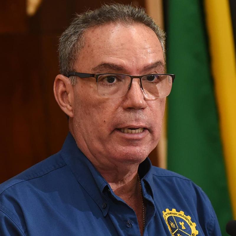 Government hits back at Opposition over falling visitor arrivals, high airfares