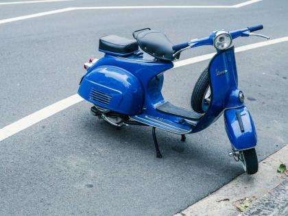 A moped, possibly similar to the one shown above, was involved in a fatal accident that left a Jamaican man dead in Queens, New York, on Friday. 