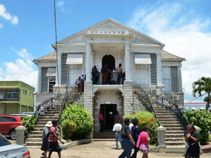 Mandeville Courthouse