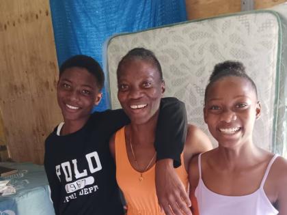 Natalee Watson and her children, daughter Rosetta Jackson and son Ethon Jackson.