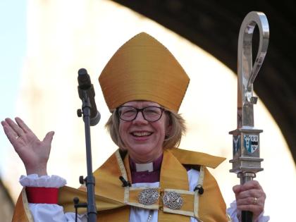 Sarah Mullally speaks to the public after the Enthronement Ceremony installing her as archbishop of Canterbury in Canterbury, England, Wednesday, March 25, the first woman ever to lead the Church of England