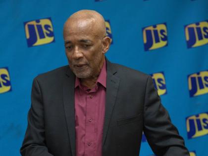 Dr Lambert Innis, Senior Instructor at the Heart Foundation of Jamaica, demonstrates the proper use of an Automated External Defibrillator (AED) 