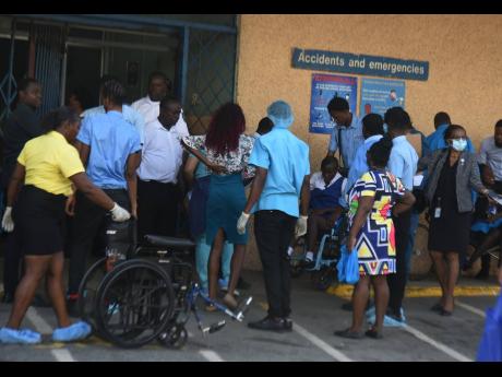 The Kingston Public Hospital was only accepting emergency cases after the earthquake. Scores of injured persons as well as those suffering asthma and panic attacks turned up at the medical facility.