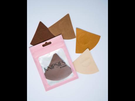 Knipsies by Kandi are intended to mimic the shape of the traditional carnival wire bras to ensure full but subtle coverage. 