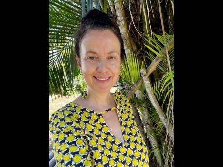 Dr Ina Vandebroek