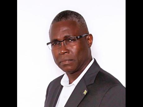Clovis Nelson