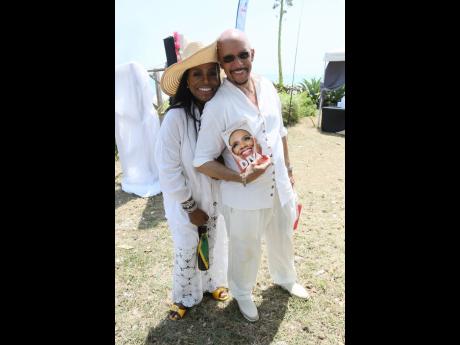 Pennsylvania Senator Vincent Hughes stands proudly beside his wife, Emmy Award-winning actress Sheryl Lee Ralph, as she signs copies of her book ‘Diva 2.0’ at Calabash 2025.


