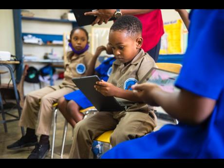 Credit: UNICEF Jamaica Students enjoy technology. It stimulates their interest and curiosity and gets them engaged.